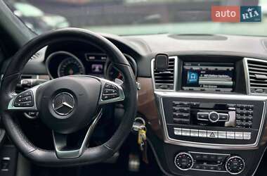Внедорожник / Кроссовер Mercedes-Benz M-Class 2012 в 