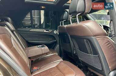 Внедорожник / Кроссовер Mercedes-Benz M-Class 2012 в 