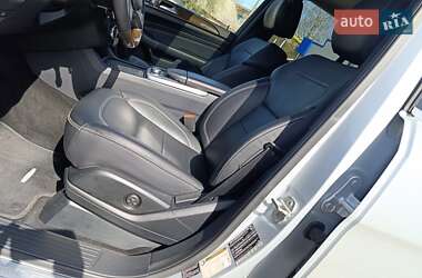 Внедорожник / Кроссовер Mercedes-Benz M-Class 2012 в 