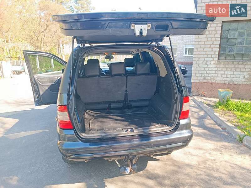 Внедорожник / Кроссовер Mercedes-Benz M-Class 2003 в Горишних Плавнях