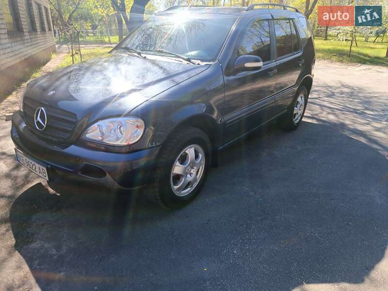 Внедорожник / Кроссовер Mercedes-Benz M-Class 2003 в Горишних Плавнях