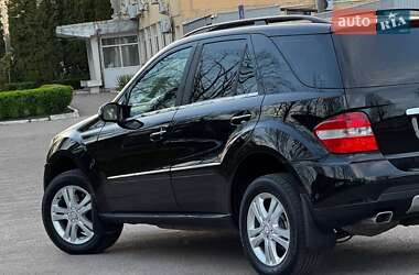 Внедорожник / Кроссовер Mercedes-Benz M-Class 2007 в 