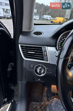 Внедорожник / Кроссовер Mercedes-Benz M-Class 2014 в 