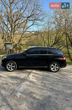 Внедорожник / Кроссовер Mercedes-Benz M-Class 2012 в 