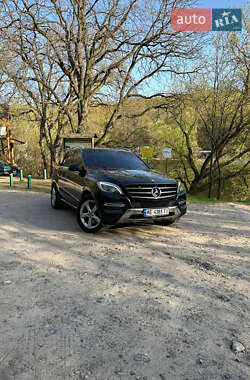 Внедорожник / Кроссовер Mercedes-Benz M-Class 2012 в 