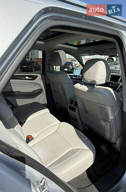 Позашляховик / Кросовер Mercedes-Benz M-Class 2013 в 