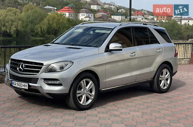 Внедорожник / Кроссовер Mercedes-Benz M-Class 2013 в 