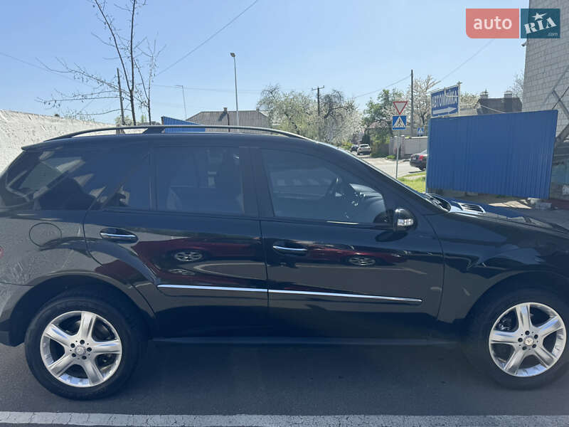 Внедорожник / Кроссовер Mercedes-Benz M-Class 2008 в Киеве