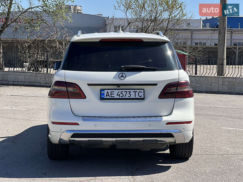 Внедорожник / Кроссовер Mercedes-Benz M-Class 2012 в Запорожье