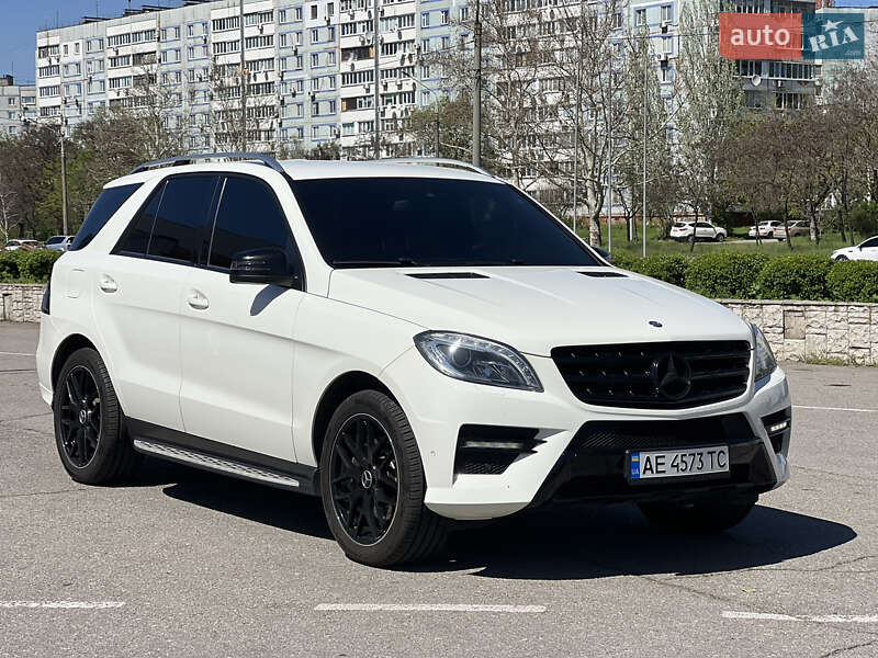 Внедорожник / Кроссовер Mercedes-Benz M-Class 2012 в Запорожье