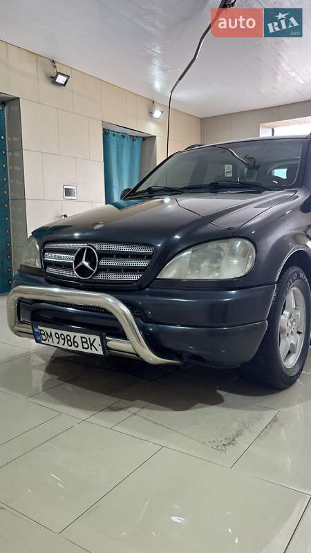 Внедорожник / Кроссовер Mercedes-Benz M-Class 1999 в Печенегах