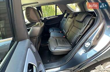 Внедорожник / Кроссовер Mercedes-Benz M-Class 2012 в 