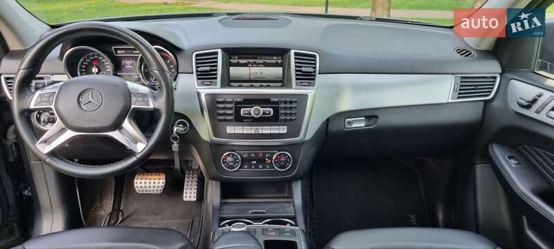 Внедорожник / Кроссовер Mercedes-Benz M-Class 2013 в Ирпене
