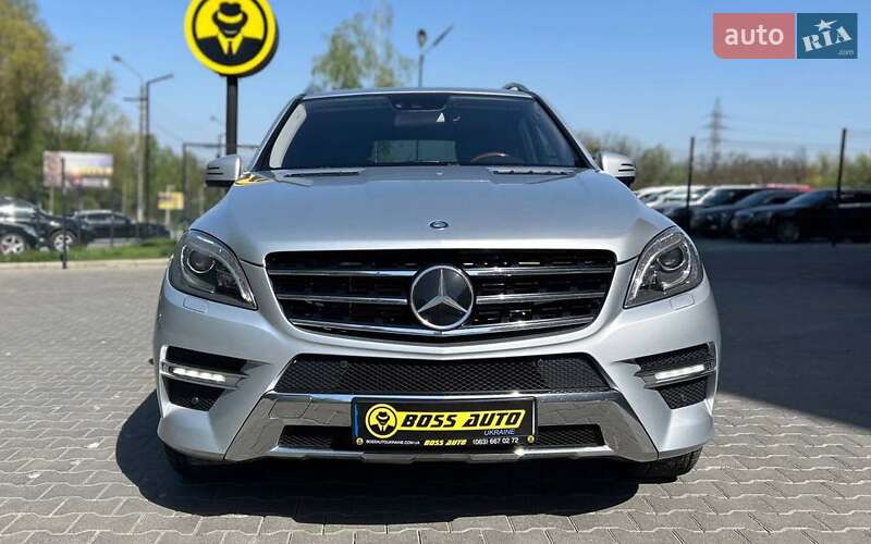 Позашляховик / Кросовер Mercedes-Benz M-Class 2012 в Чернівцях
