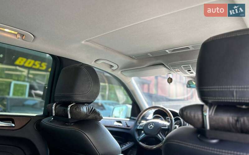 Позашляховик / Кросовер Mercedes-Benz M-Class 2012 в Чернівцях