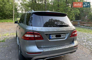 Внедорожник / Кроссовер Mercedes-Benz M-Class 2013 в 