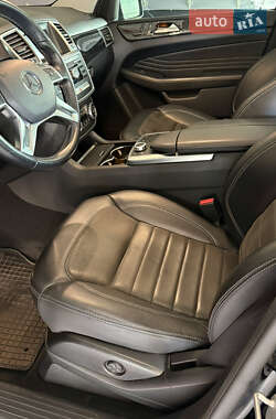 Внедорожник / Кроссовер Mercedes-Benz M-Class 2013 в 