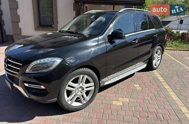 Внедорожник / Кроссовер Mercedes-Benz M-Class 2014 в 