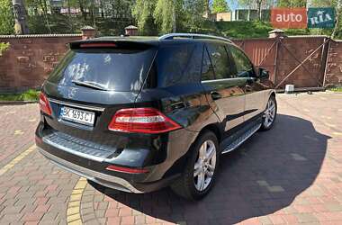 Внедорожник / Кроссовер Mercedes-Benz M-Class 2014 в 