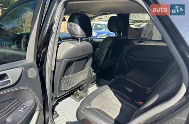 Внедорожник / Кроссовер Mercedes-Benz M-Class 2014 в 