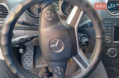 Позашляховик / Кросовер Mercedes-Benz M-Class 2008 в 