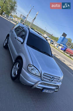 Позашляховик / Кросовер Mercedes-Benz M-Class 2001 в Чернівцях