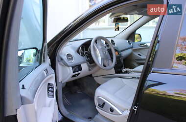 Внедорожник / Кроссовер Mercedes-Benz M-Class 2010 в 