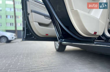 Внедорожник / Кроссовер Mercedes-Benz M-Class 2012 в 