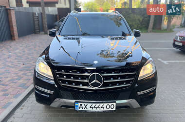 Внедорожник / Кроссовер Mercedes-Benz M-Class 2012 в 