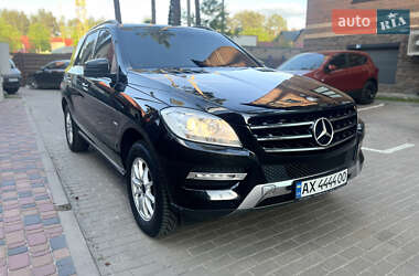 Внедорожник / Кроссовер Mercedes-Benz M-Class 2012 в 
