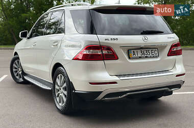 Внедорожник / Кроссовер Mercedes-Benz M-Class 2013 в 