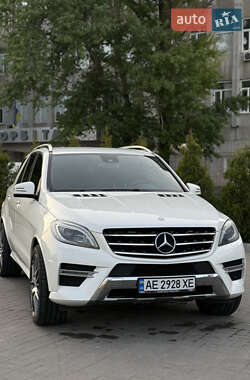 Внедорожник / Кроссовер Mercedes-Benz M-Class 2013 в 