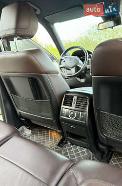 Внедорожник / Кроссовер Mercedes-Benz M-Class 2013 в 
