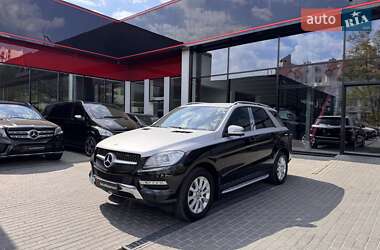 Позашляховик / Кросовер Mercedes-Benz M-Class 2013 в 