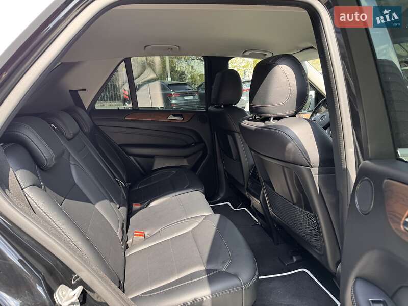 Внедорожник / Кроссовер Mercedes-Benz M-Class 2013 в Одессе