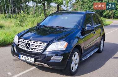 Позашляховик / Кросовер Mercedes-Benz M-Class 2011 в Києві