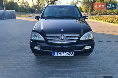 Позашляховик / Кросовер Mercedes-Benz M-Class 2004 в 