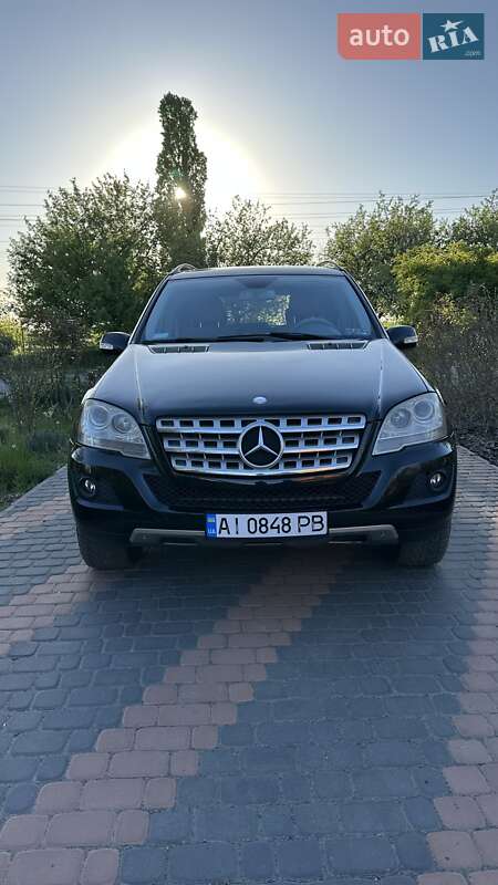 Внедорожник / Кроссовер Mercedes-Benz M-Class 2008 в 