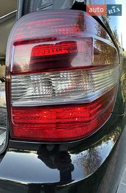 Внедорожник / Кроссовер Mercedes-Benz M-Class 2008 в 