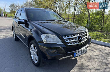 Позашляховик / Кросовер Mercedes-Benz M-Class 2010 в Луцьку