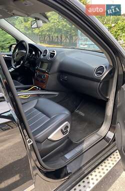 Внедорожник / Кроссовер Mercedes-Benz M-Class 2008 в 