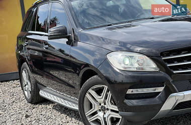Внедорожник / Кроссовер Mercedes-Benz M-Class 2011 в 