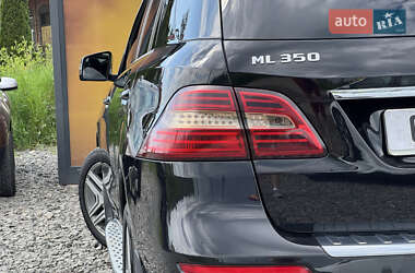 Внедорожник / Кроссовер Mercedes-Benz M-Class 2011 в 