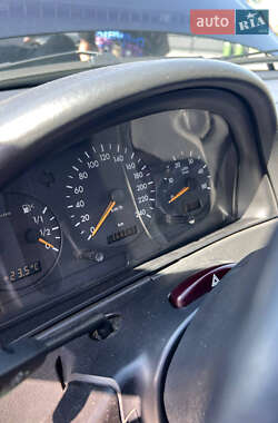 Внедорожник / Кроссовер Mercedes-Benz M-Class 2002 в 