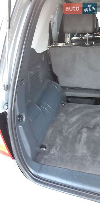 Внедорожник / Кроссовер Mercedes-Benz M-Class 2004 в Черновцах
