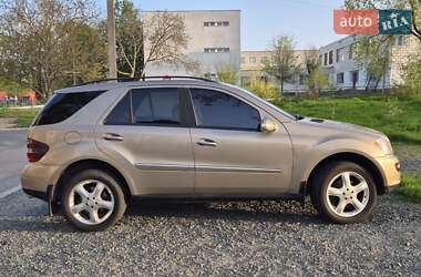 Внедорожник / Кроссовер Mercedes-Benz M-Class 2008 в 
