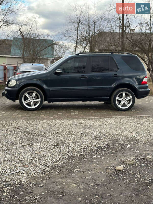 Внедорожник / Кроссовер Mercedes-Benz M-Class 2005 в Ивано-Франковске