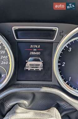 Внедорожник / Кроссовер Mercedes-Benz M-Class 2013 в 
