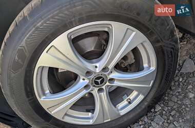 Внедорожник / Кроссовер Mercedes-Benz M-Class 2013 в 