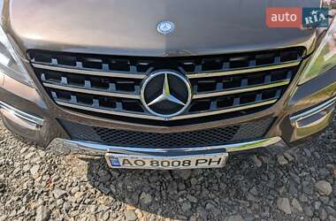 Внедорожник / Кроссовер Mercedes-Benz M-Class 2013 в 
